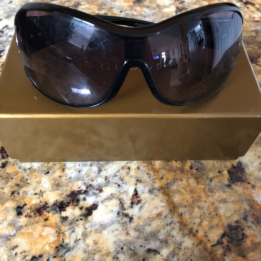 💯 Gucci Sunglasses
